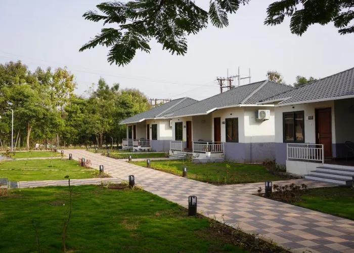 Prime location of Choice Resort on Kolar Road, Bhopal